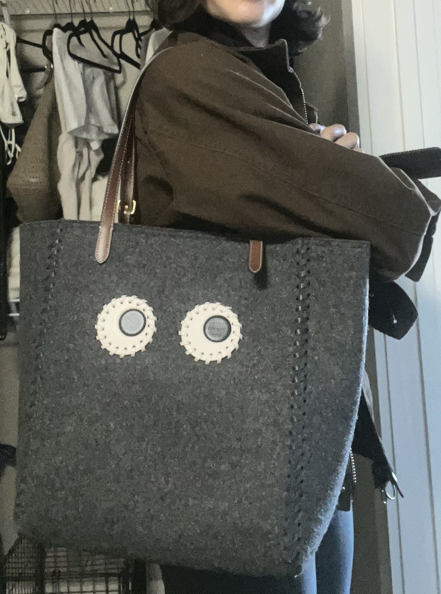 【関税&送料込】Anya Hindmarch Small Eyes Tote Bag Small Raffia Tote Bag with Eyes | Anya Hindmarch US