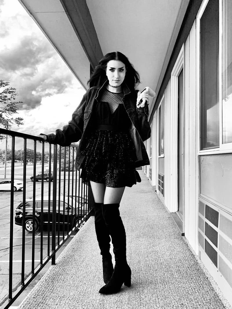 review thumbnail images 0