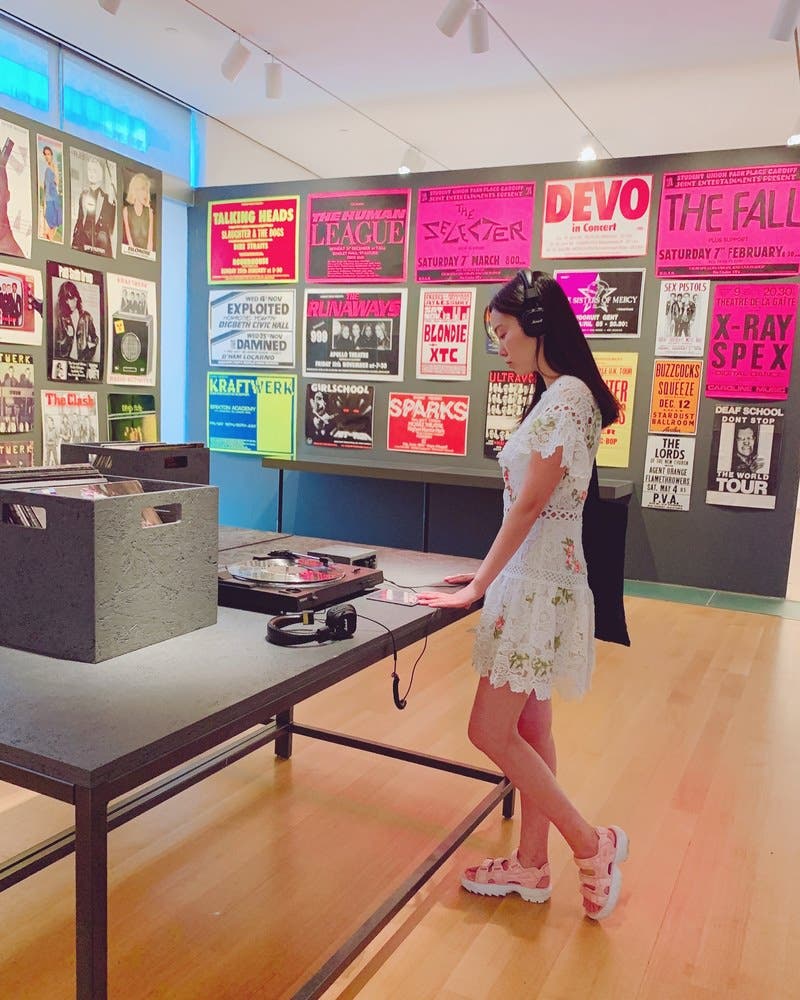 review thumbnail images 15