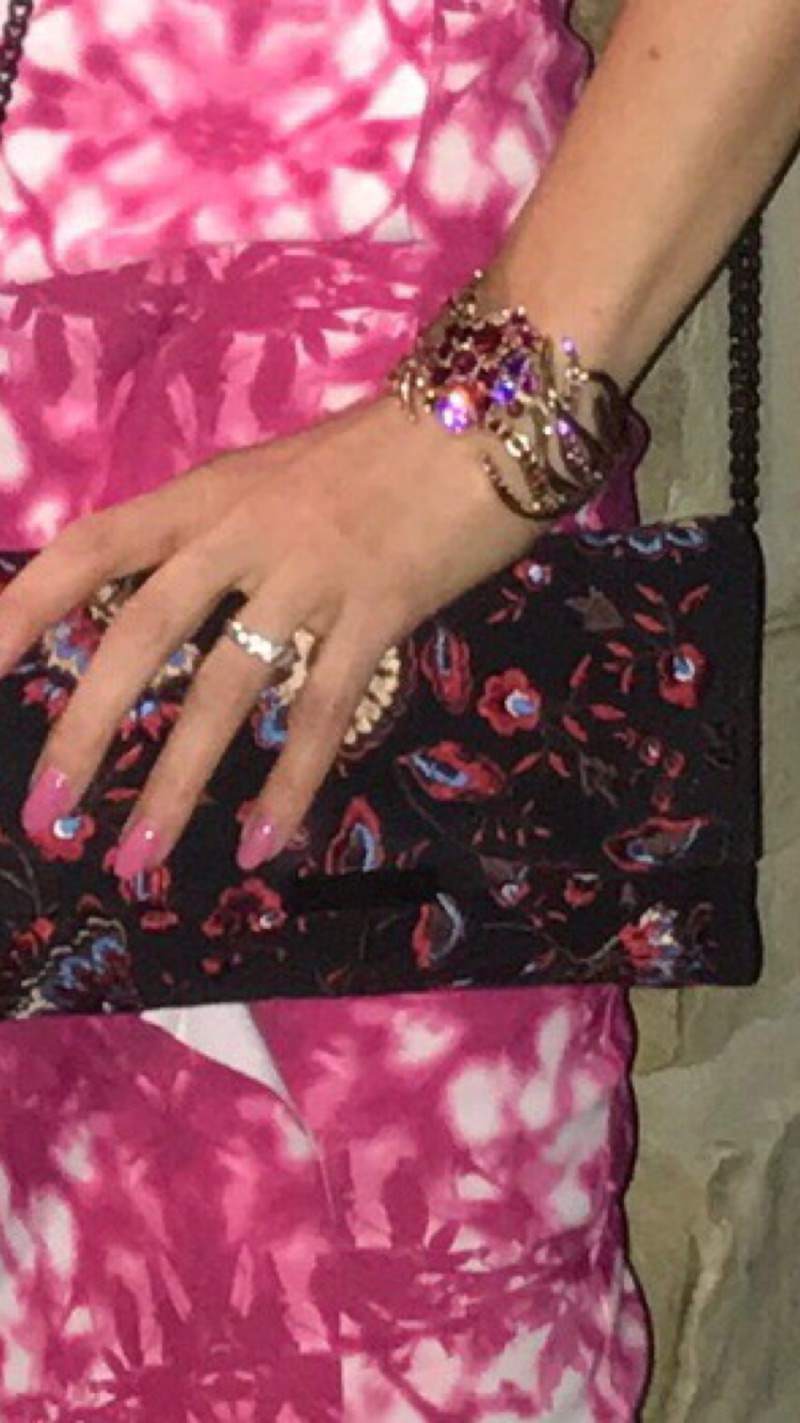 review thumbnail images 1