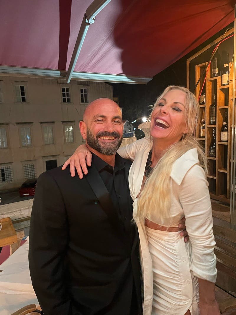 review thumbnail images 14