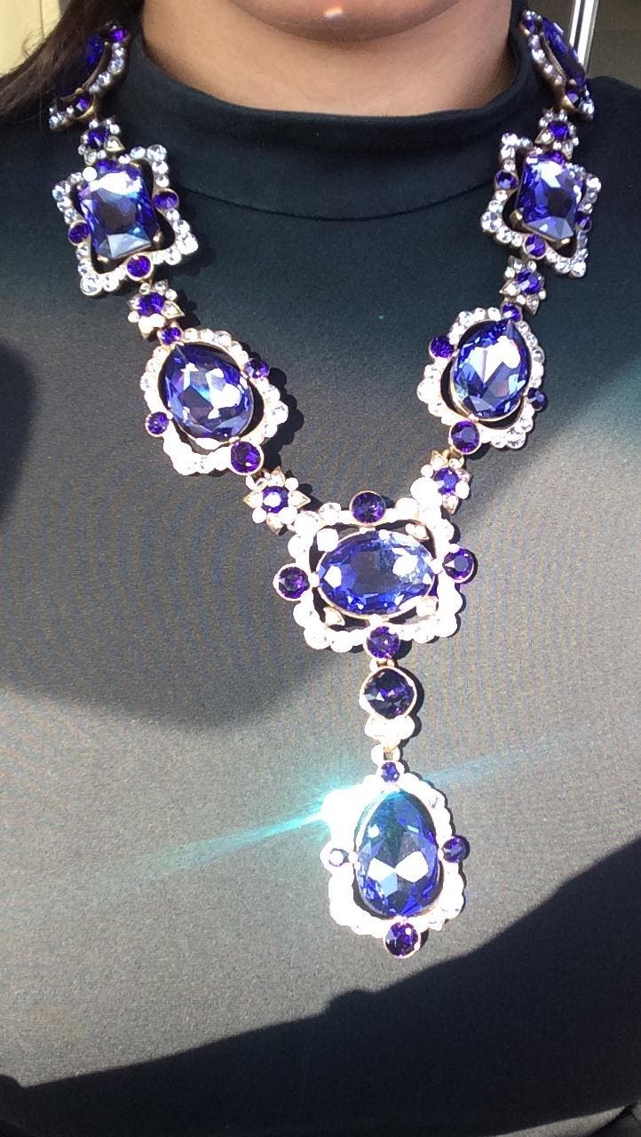 review thumbnail images 1