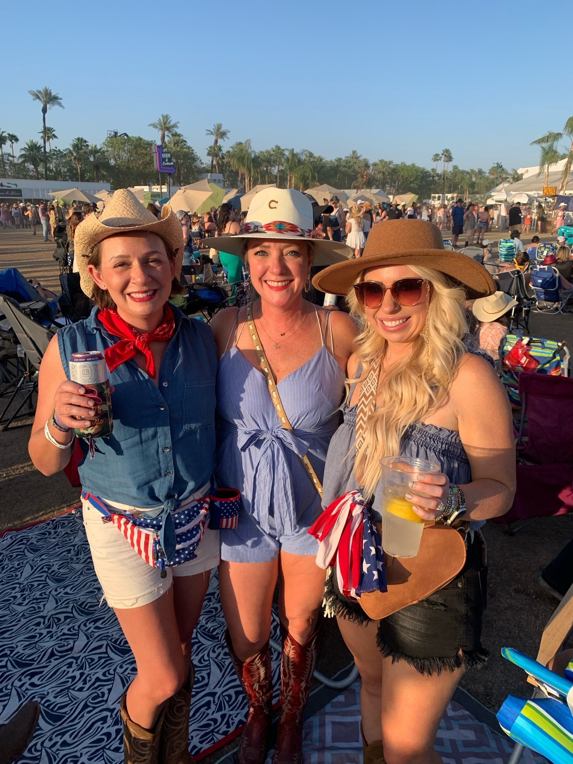 Back ribbon rompers