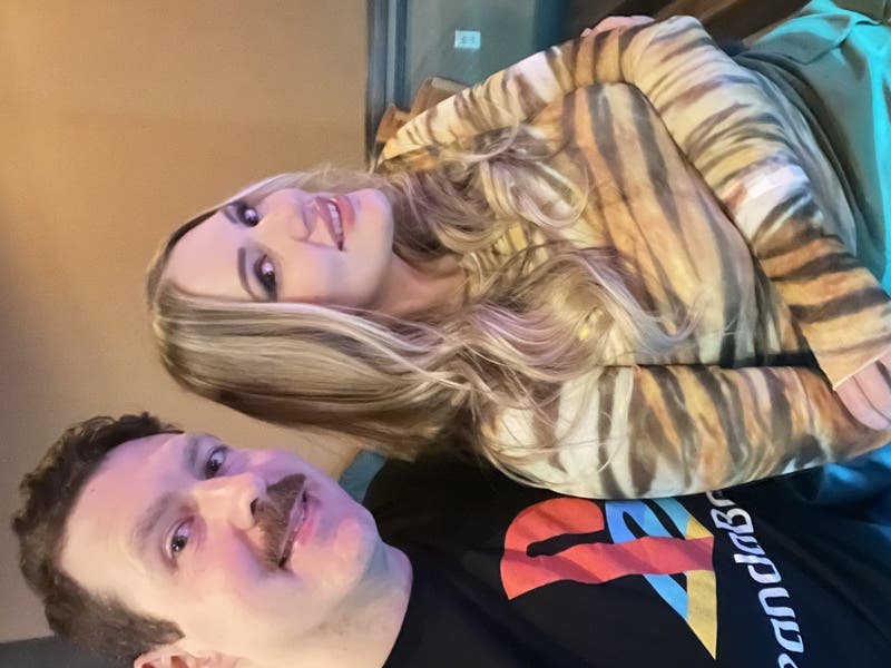 review thumbnail images 2