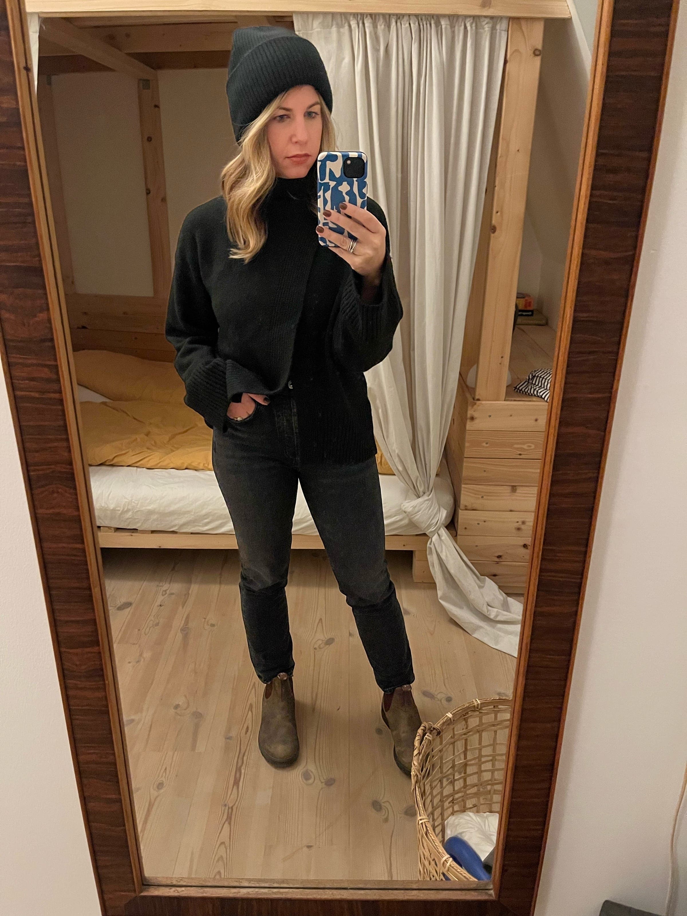【最終お値下げ】high gauge turtleneck sweater Overlay Turtleneck Sweater by Great Jones | Rent the Runway