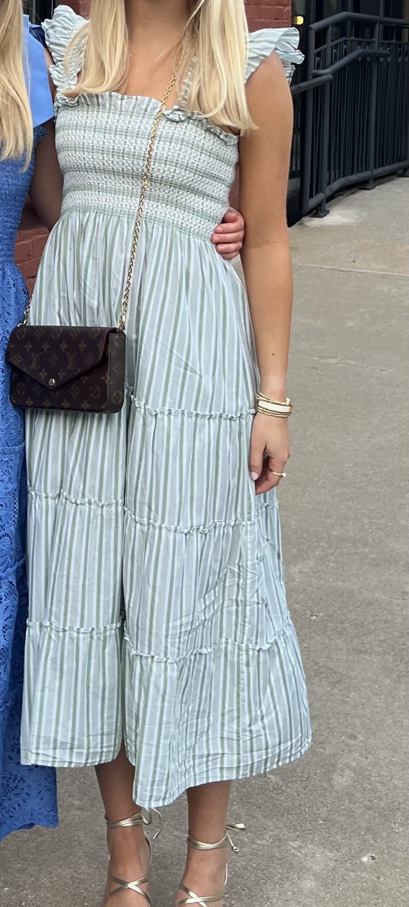 review thumbnail images 1