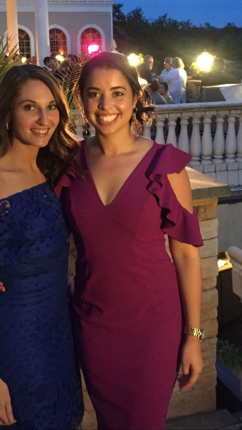Nicole 