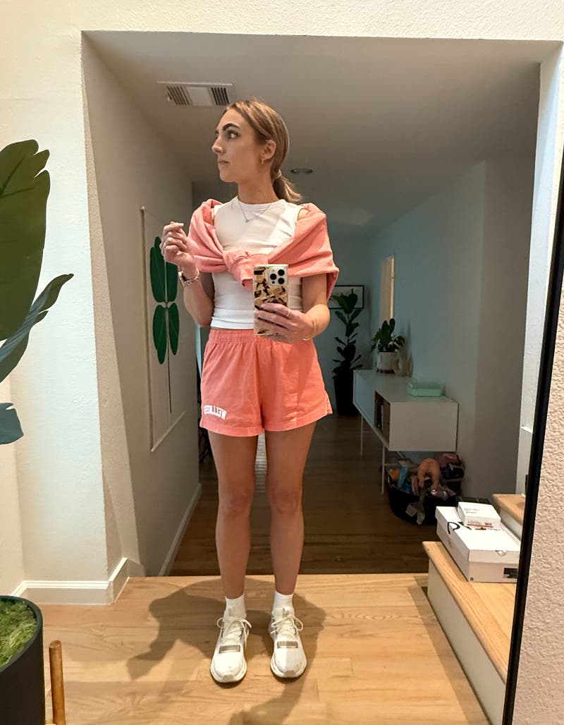 ショートパンツ Sporty & Rich New York Ivy Disco Short (55196) Wellness Ivy Disco Shorts by Sporty & Rich | Rent the Runway