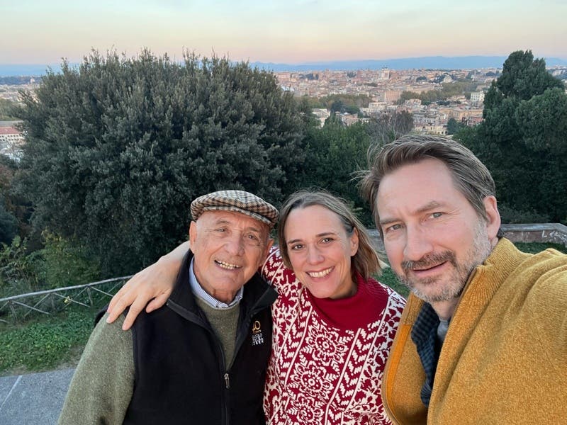 review thumbnail images 0