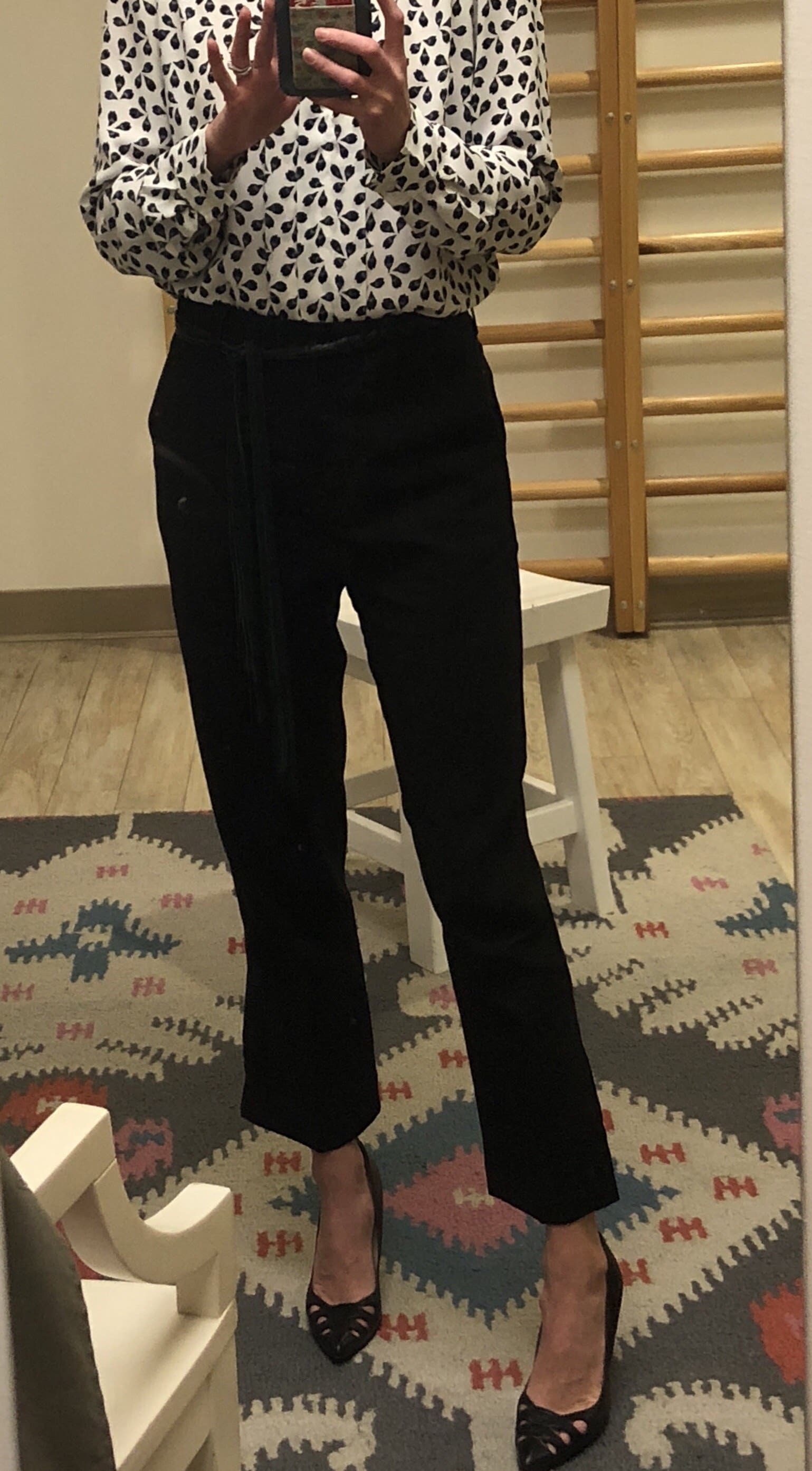 【3.1 Phillip Lim】コンパクトクロップド キックフレアパンツ Cropped Kick Flare Pants by 3.1 Phillip Lim | Rent the Runway