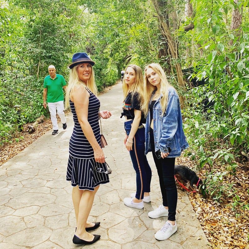 review thumbnail images 2