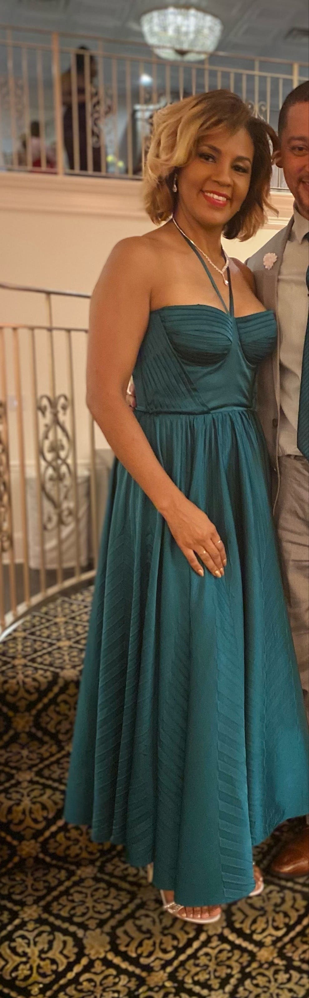marchesa notte green pleated dress $595 MARCHESA NOTTE One-shoulder Pleated Chiffon Midi Dress 10 Multicolor Green