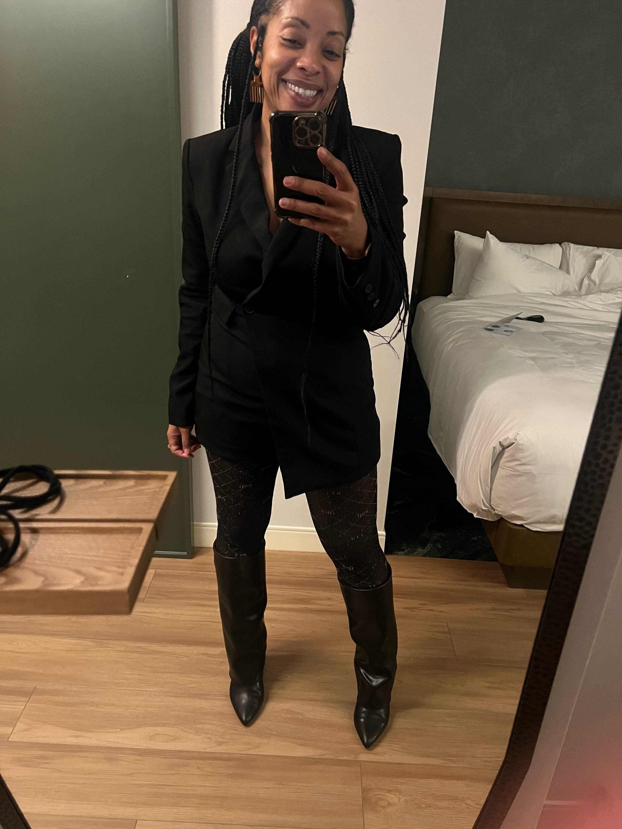 アメリ　BLAZER PLAYFUL ROMPERS Suit Blazer Romper by Endless Rose | Rent the Runway