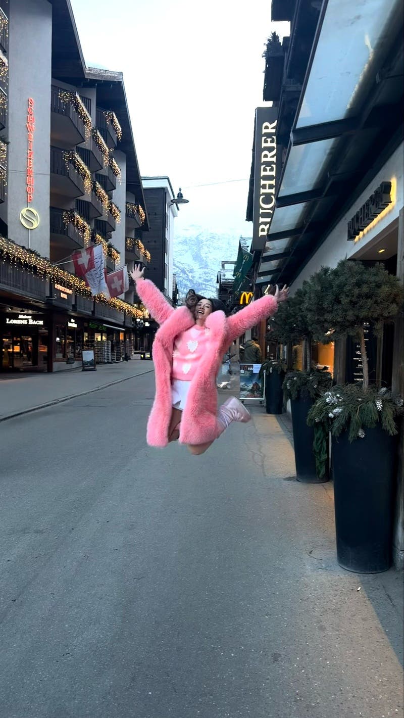 review thumbnail images 2