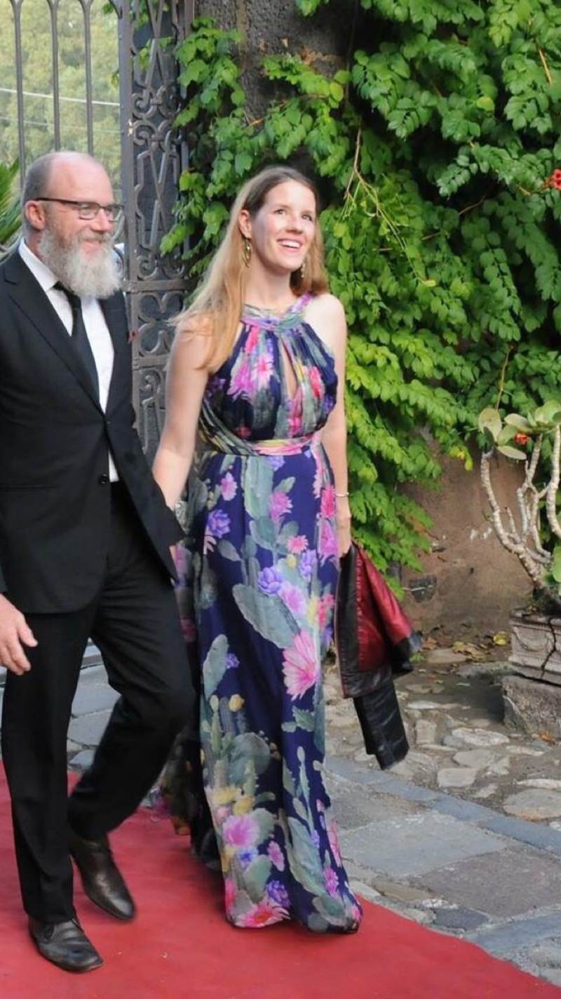 review thumbnail images 0