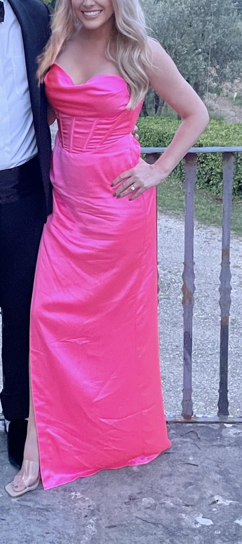 review thumbnail images 2