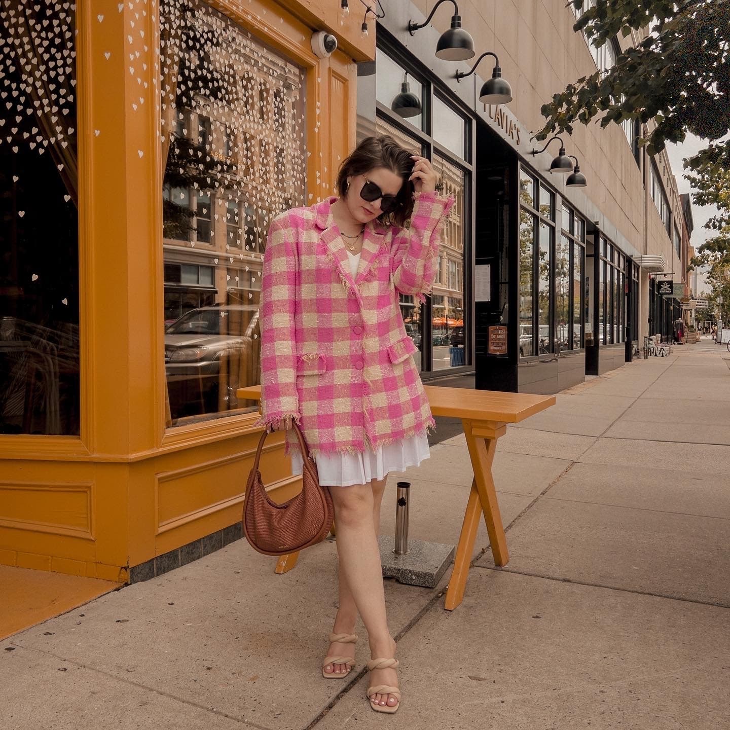 Vest - Tweed, pink & black — Fashion | CHANEL