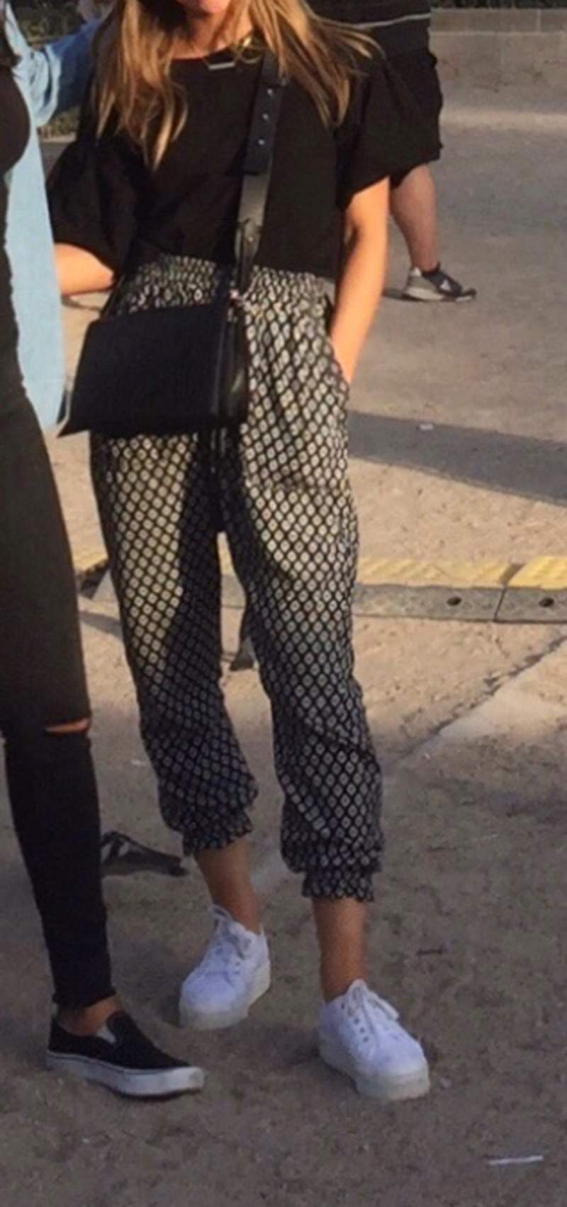 review thumbnail images 2