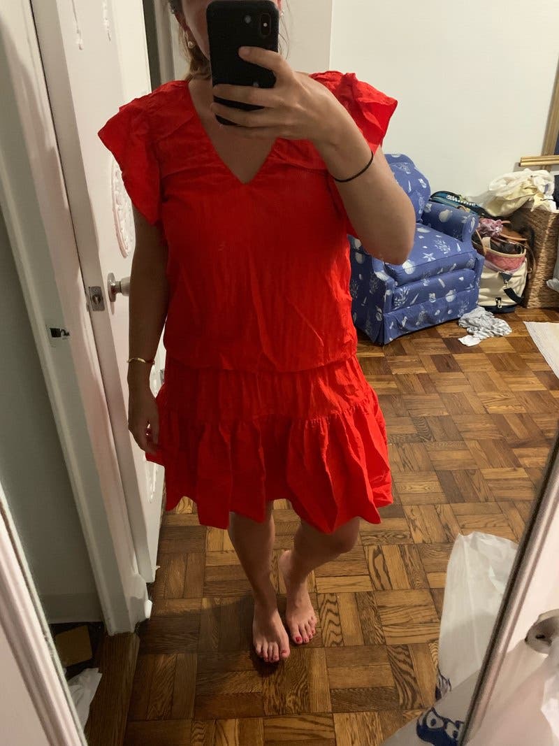 関税送料込Victoria Beckham V-Neck Ruffled Dress V-Neck Ruffle Dress by Victoria Victoria Beckham | Rent the