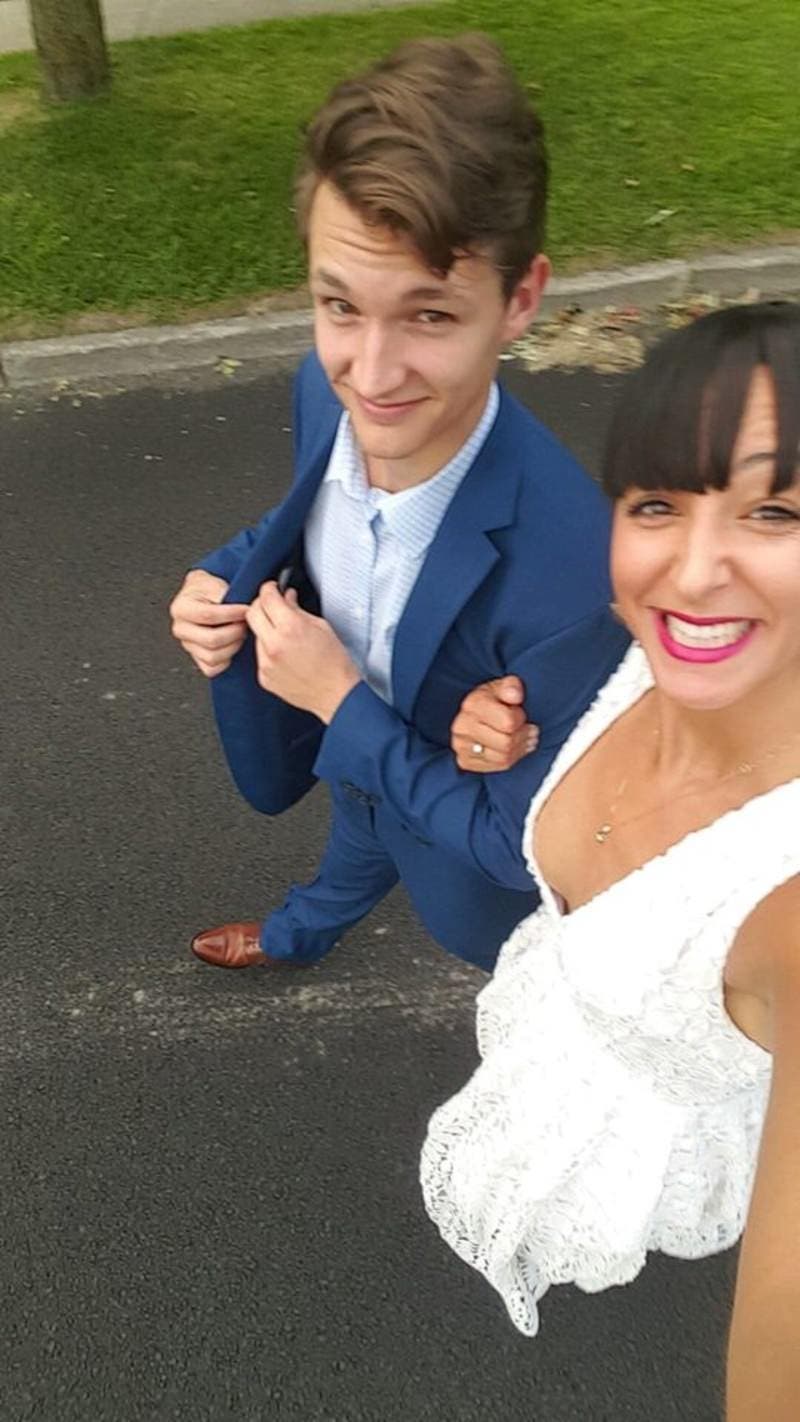 review thumbnail images 10