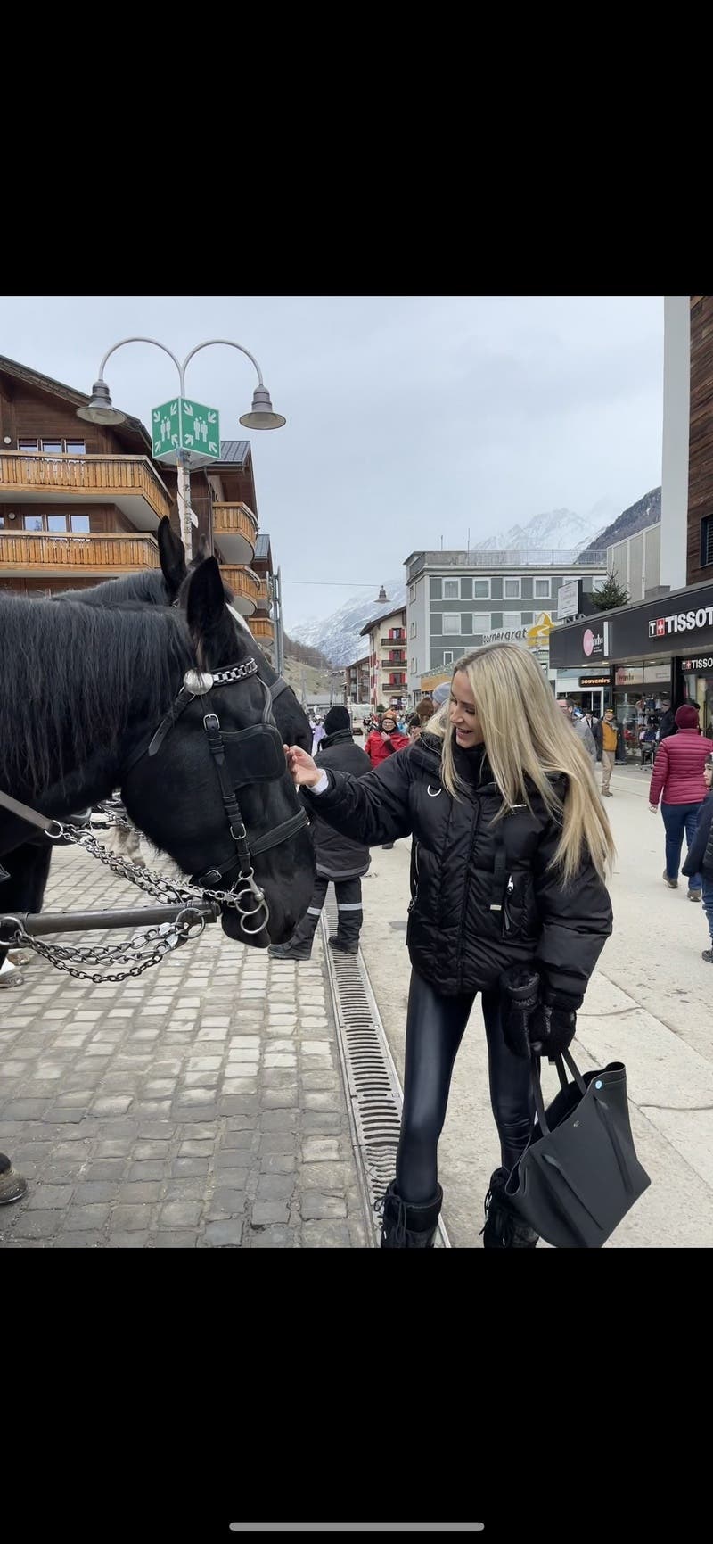 review thumbnail images 1