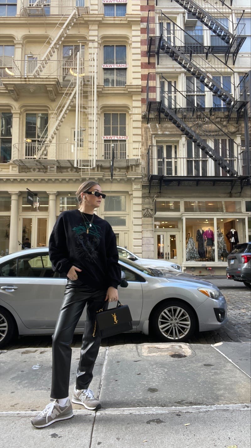 annie ページ Kenny Panther Sweatshirt by Anine Bing | Rent the Runway