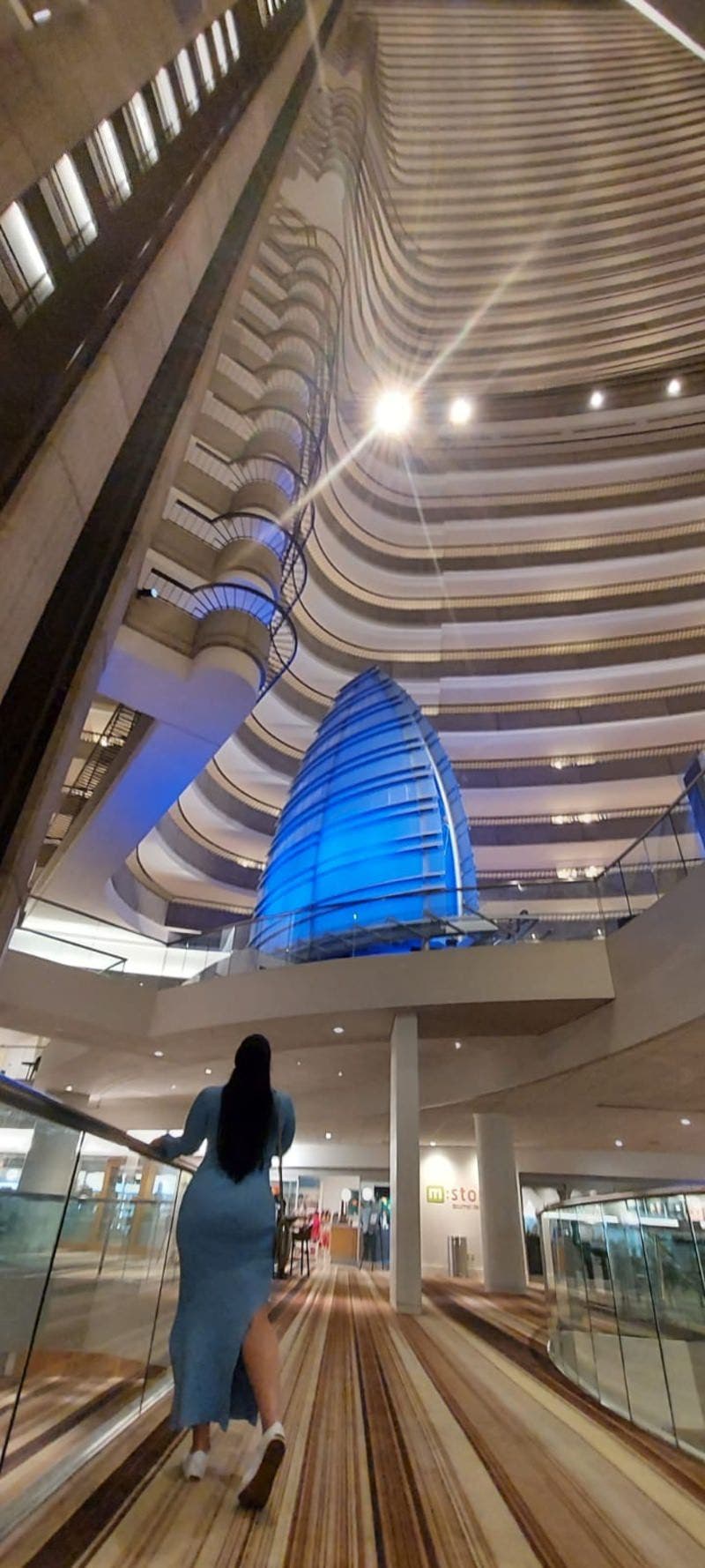 review thumbnail images 0