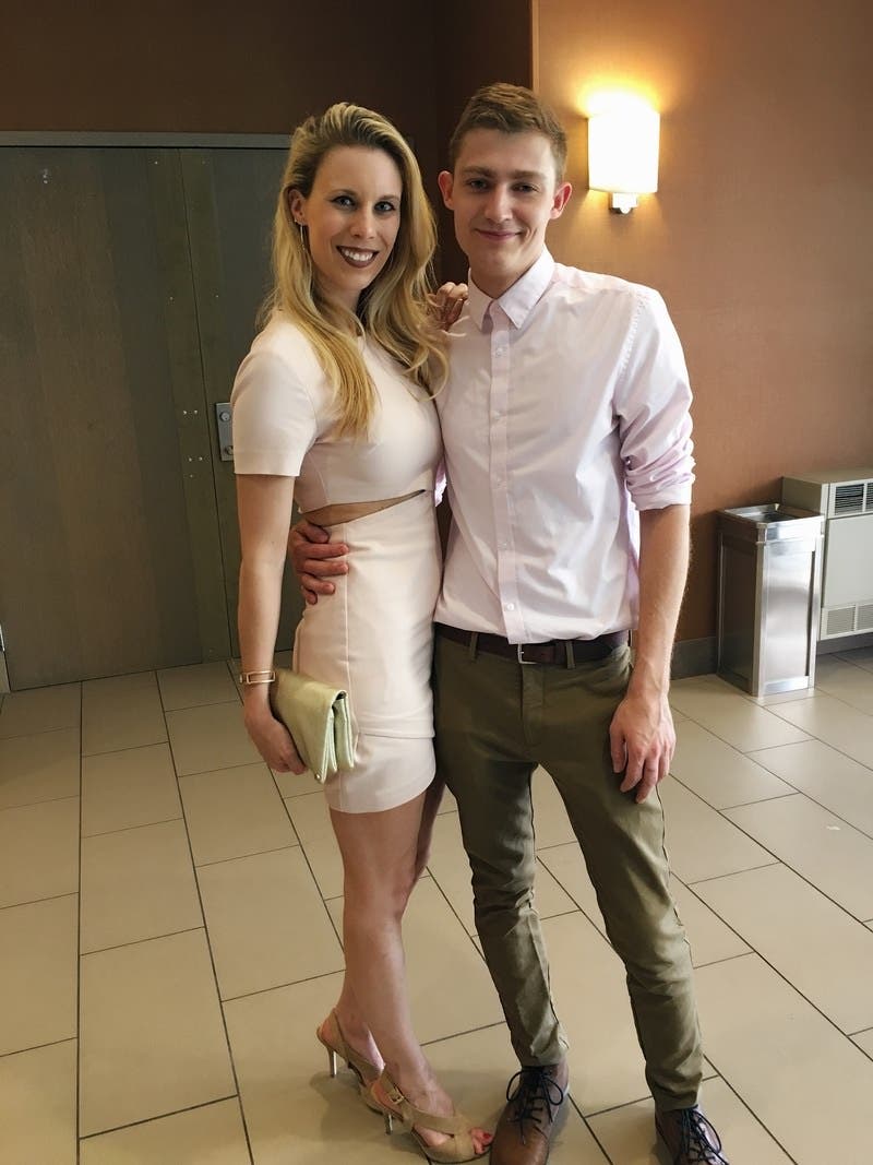 review thumbnail images 0