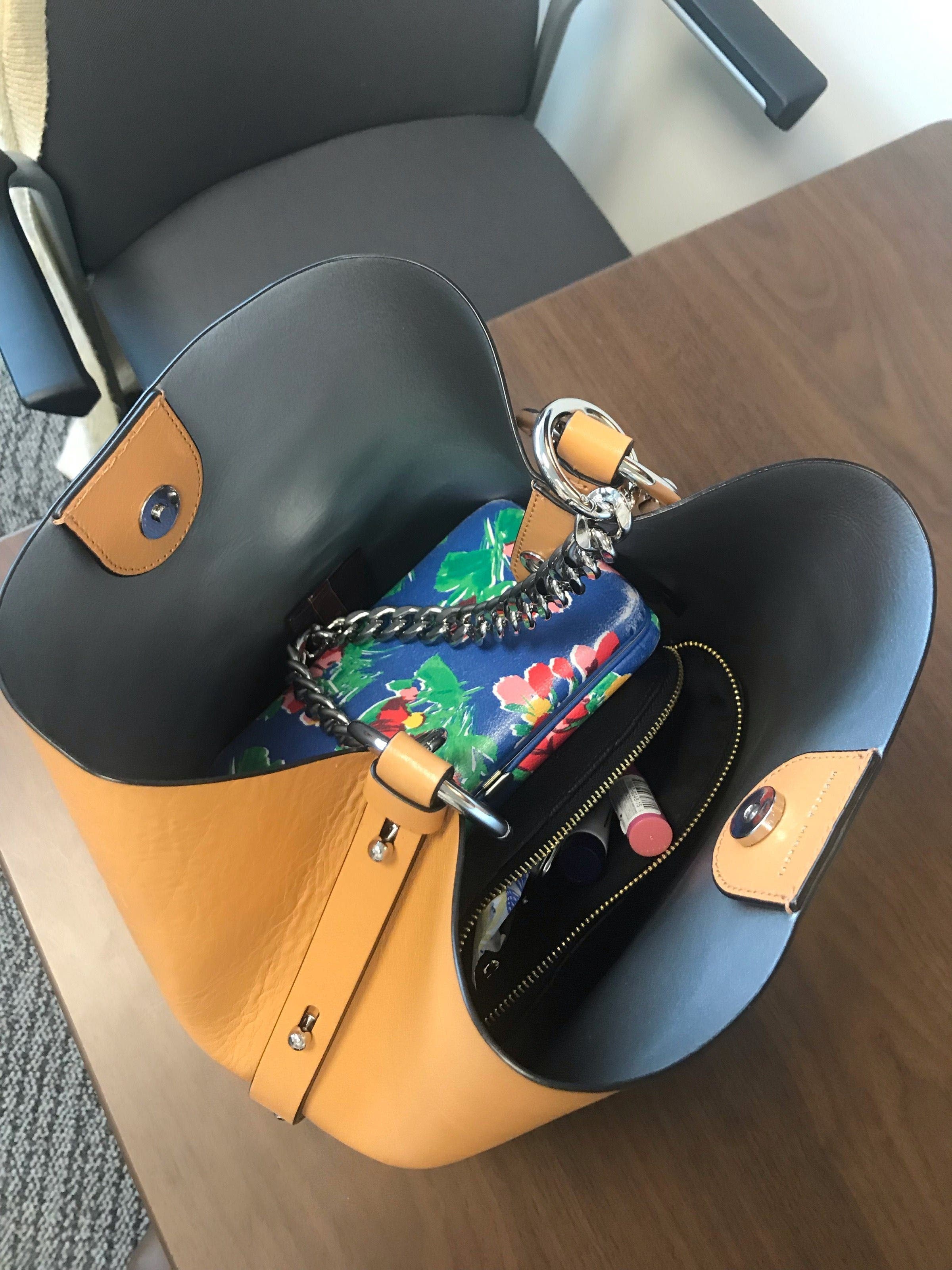 かごバッグ Convertible bucket bag in velvet with all-over ff logo Fendi | Bags | Fendi Women Convertible Bucket Bag In Velvet