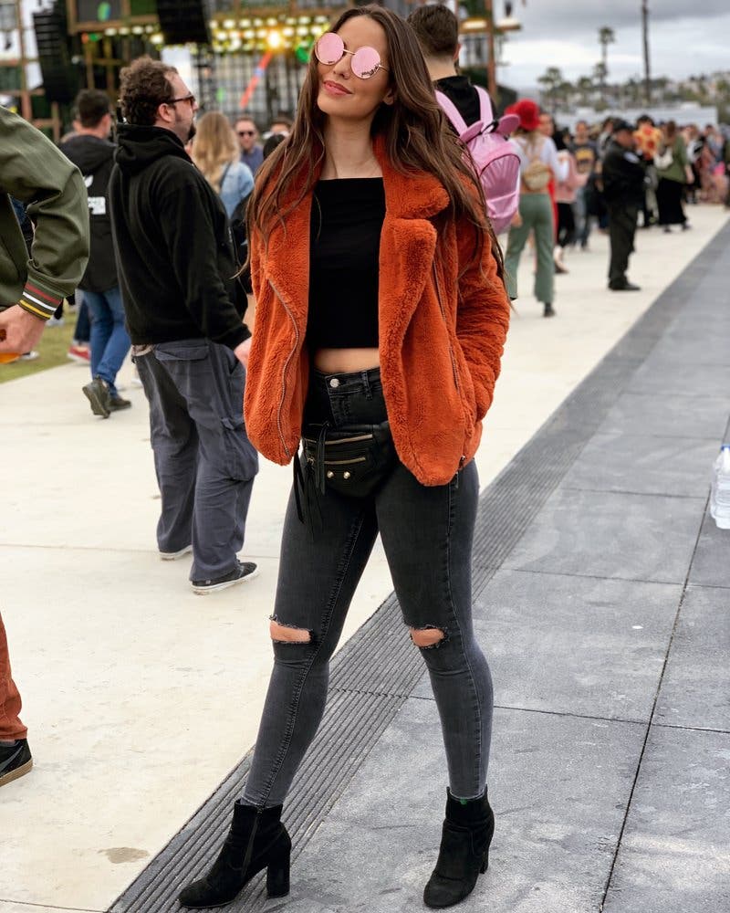 review thumbnail images 12