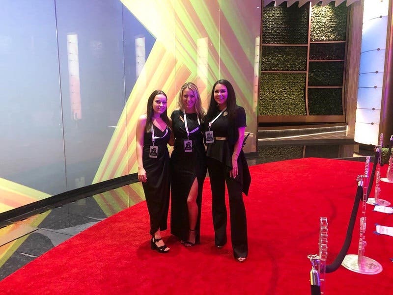 review thumbnail images 13