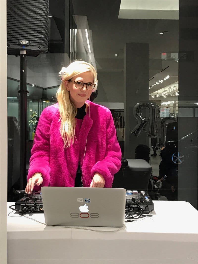 review thumbnail images 2