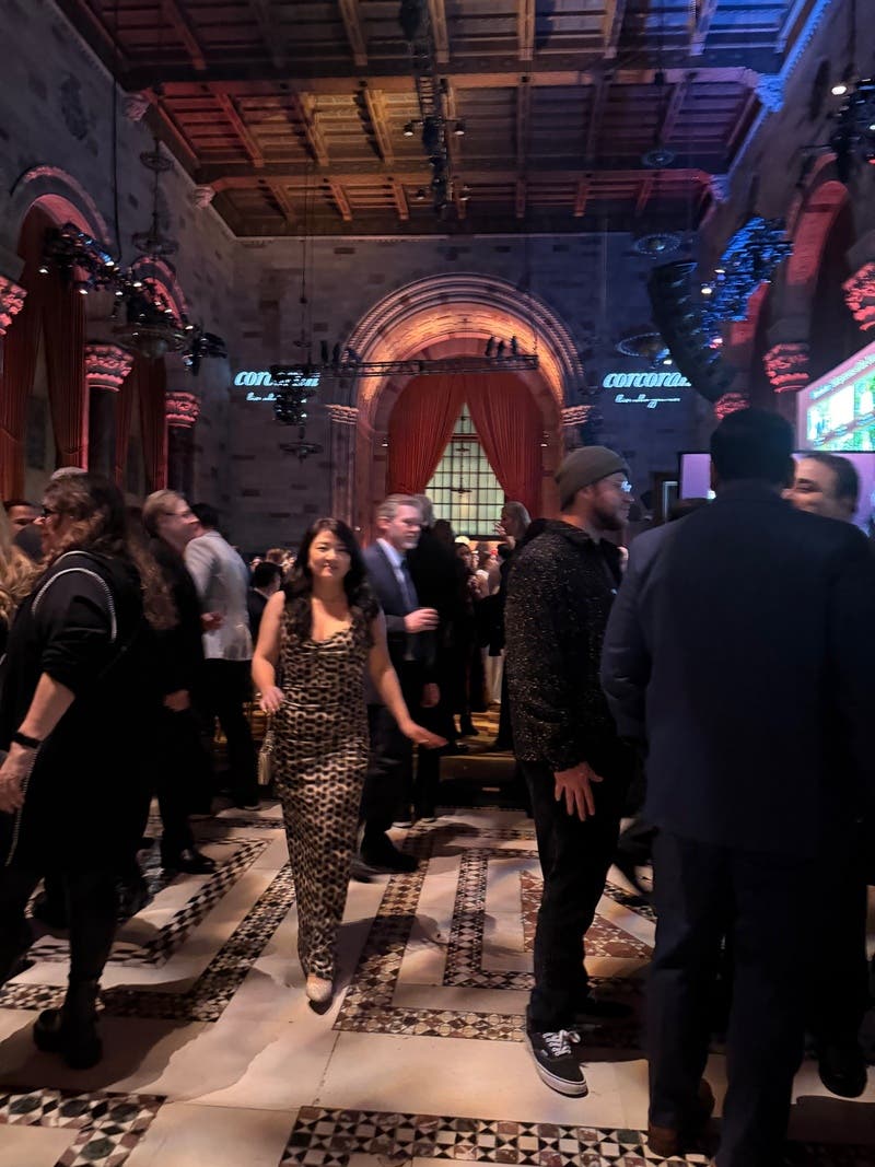 review thumbnail images 1