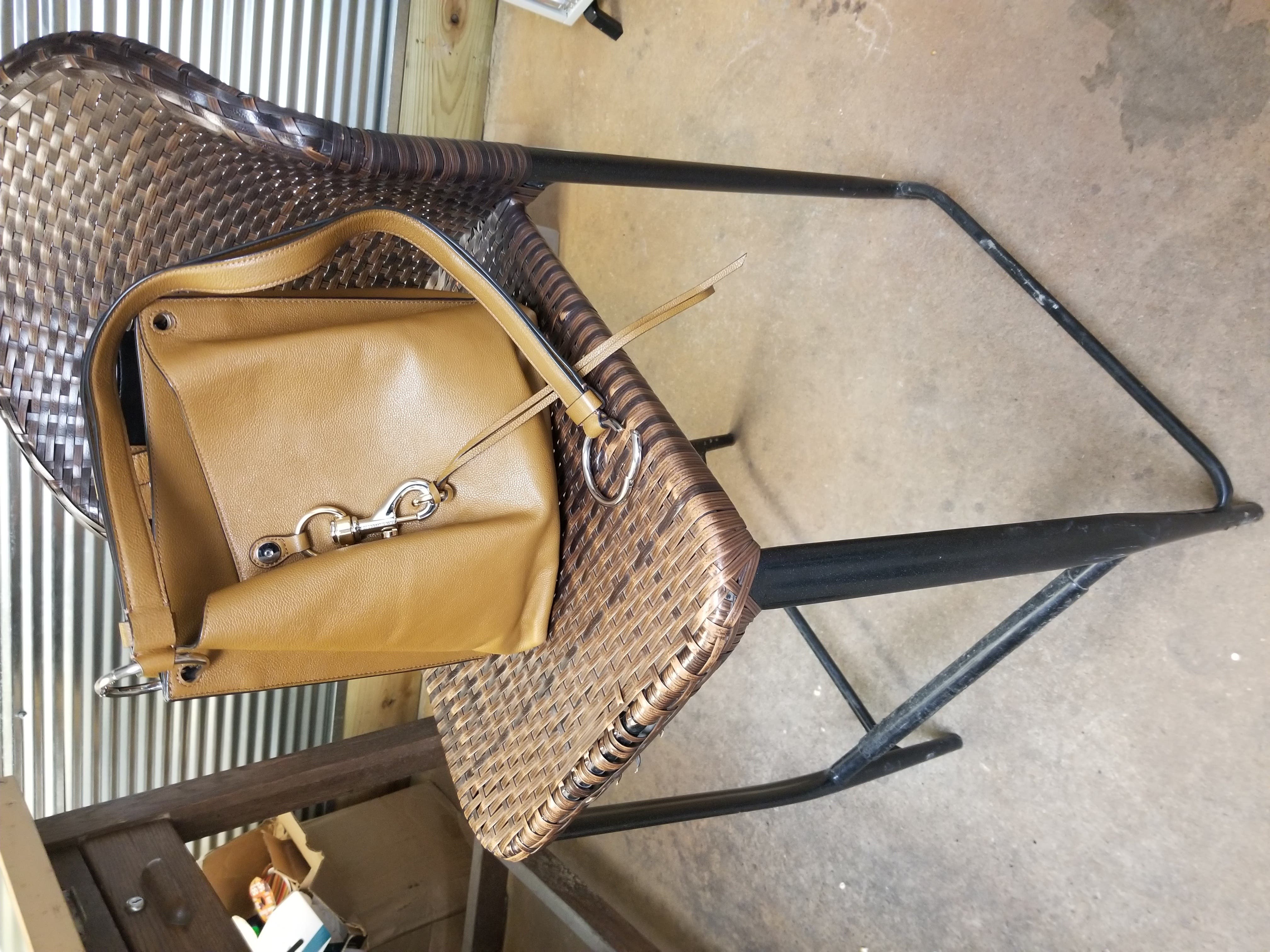 M&H シュモクザメ　2018 4年　箱付き未開封 Nutmeg Megan Shoulder Bag by Rebecca Minkoff Accessories | Rent