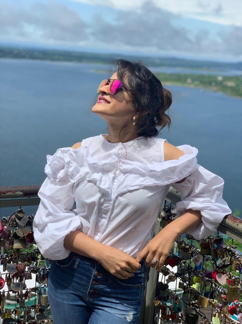 review thumbnail images 0