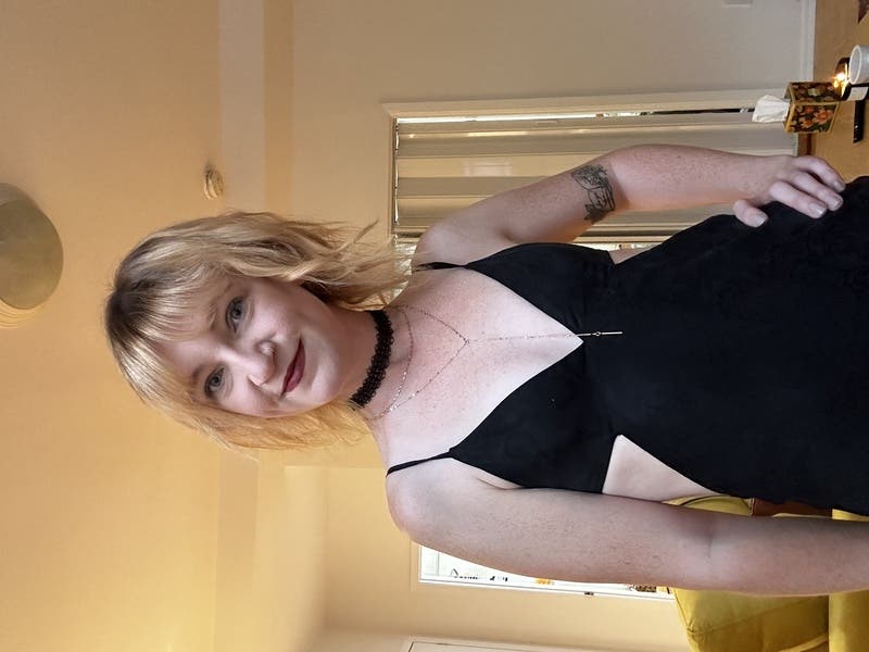 パーティードレス Effy Midi Dress Our beloved showstopper, the Effie midi dress in flawless