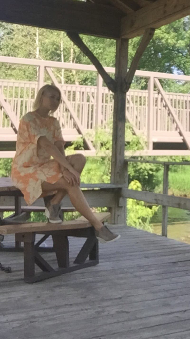 review thumbnail images 12