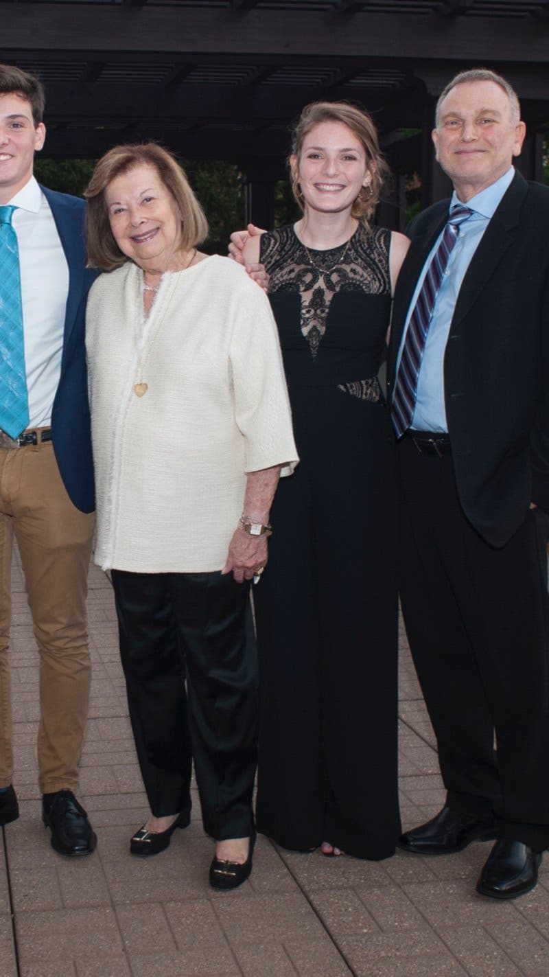 review thumbnail images 2