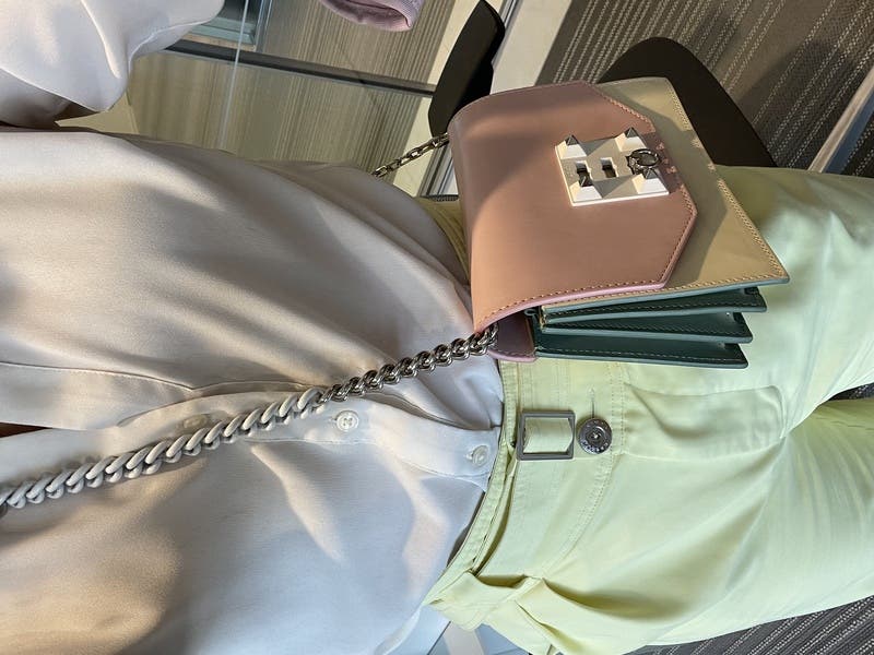 review thumbnail images 1