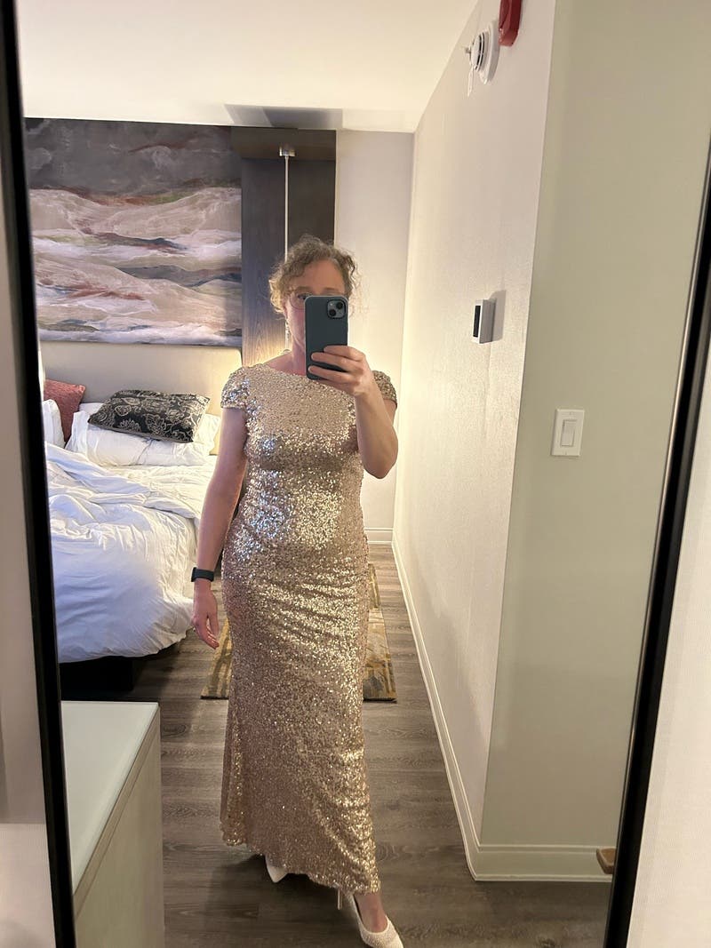 スパンコール★ロングワンピース★ BADGLEY MISCHKA Badgley Mischkaバッジェリーミシュカ白スパンコールロング