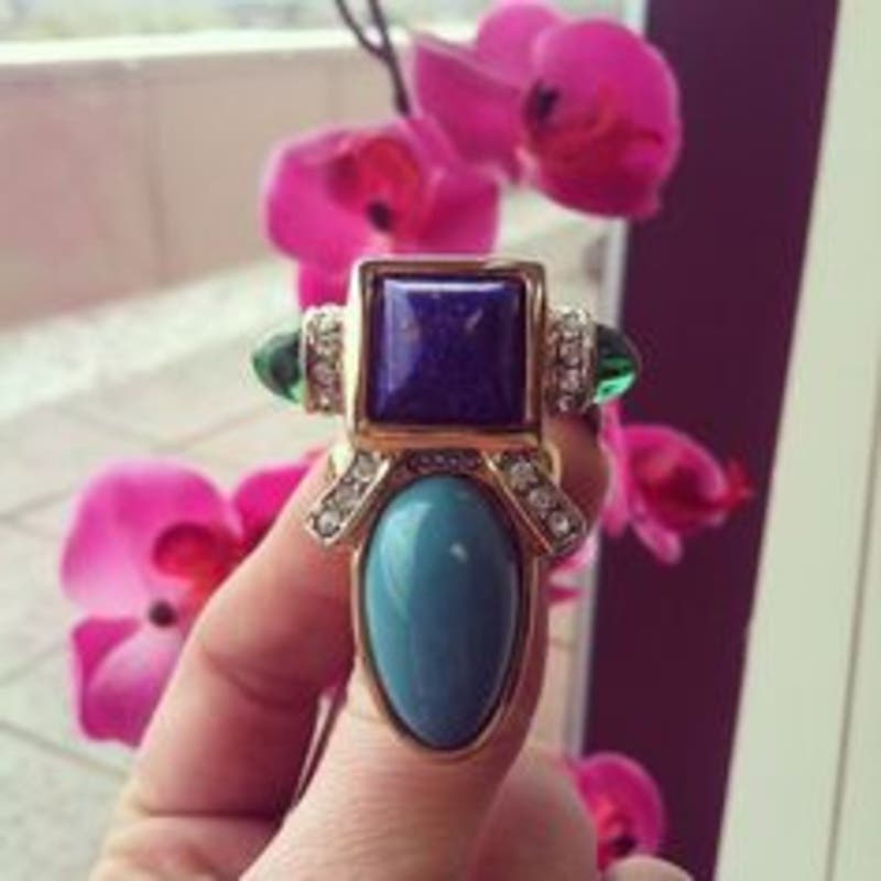 review thumbnail images 0