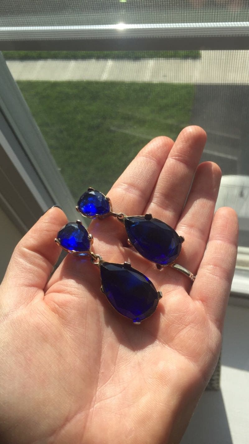 review thumbnail images 2