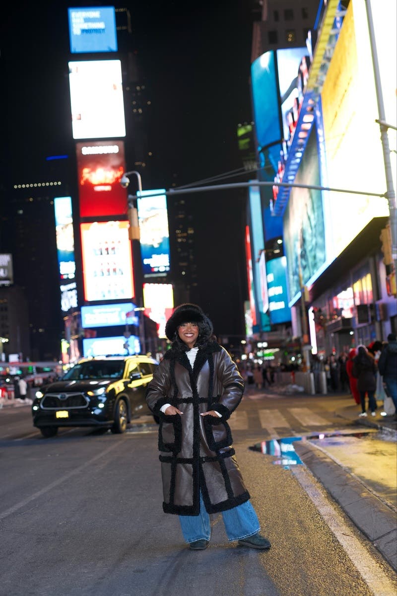 完売！aere vintage satin coat Patrice Coat by Stand Studio | Rent the Runway