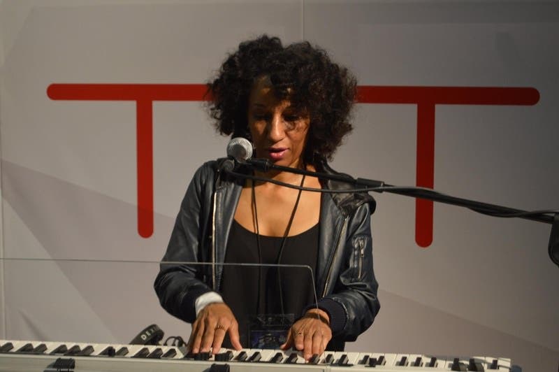 review thumbnail images 13