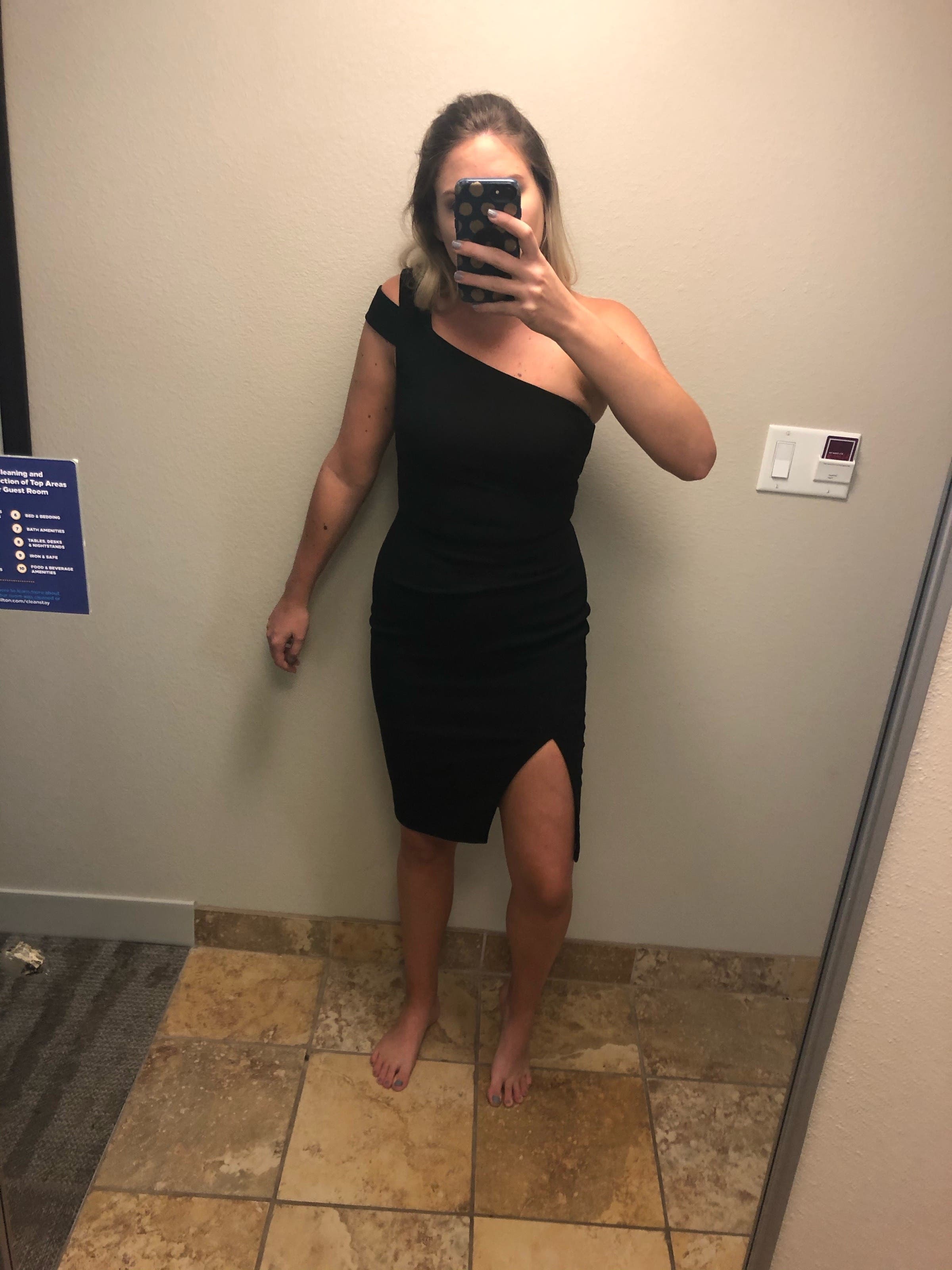 likely packard one-shoulder dress $198 Likely Women's White Solid Packard One-Shoulder Bodycon Sheath Dress Size 6