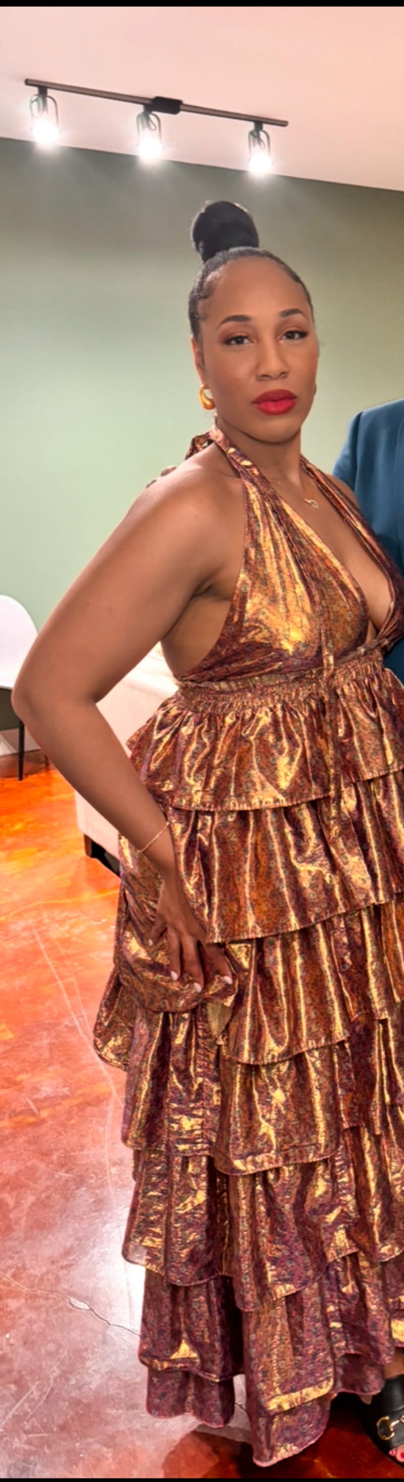 review thumbnail images 16