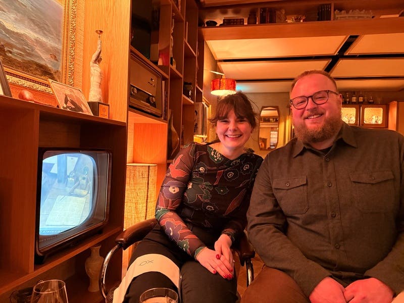 review thumbnail images 1