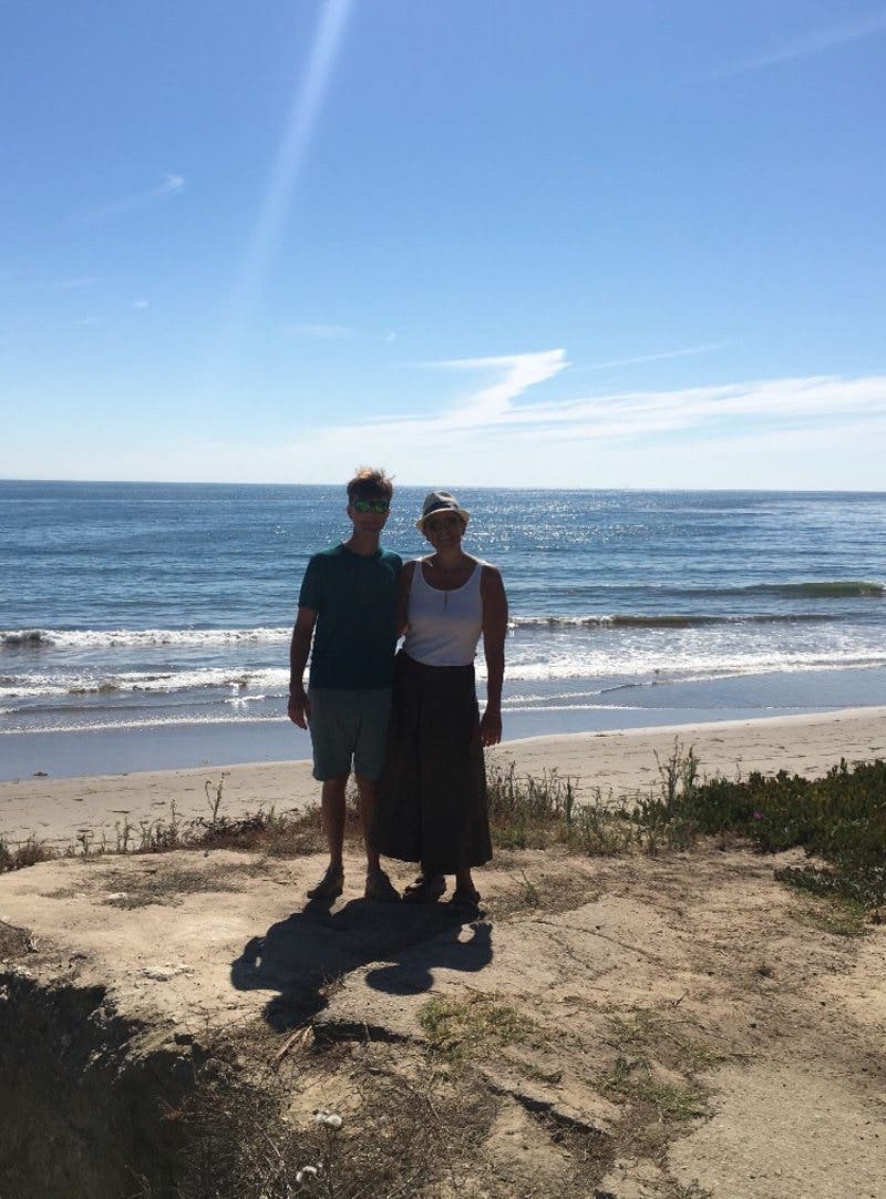 review thumbnail images 0