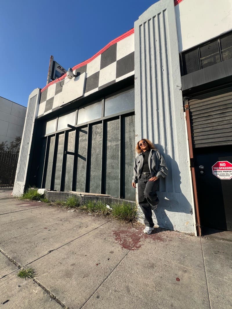 review thumbnail images 0