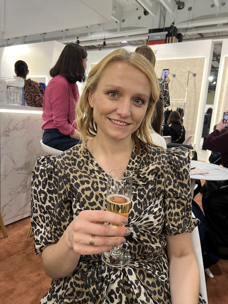 review thumbnail images 2